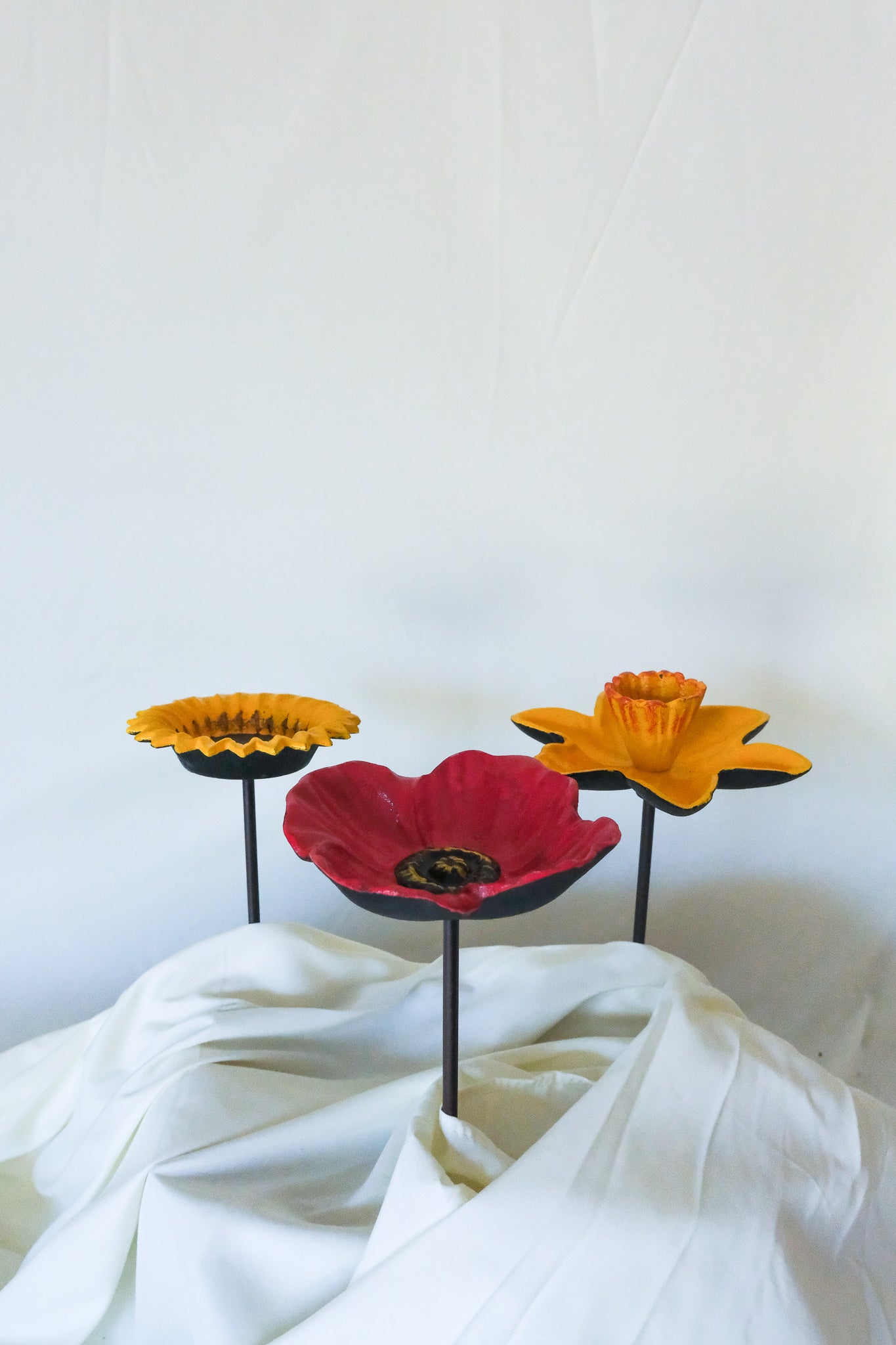 Cast Iron Floral Bird Feeder