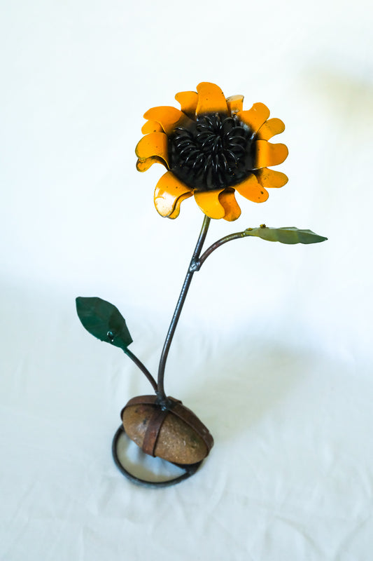 Metal Garden Sunflower Yard Art
